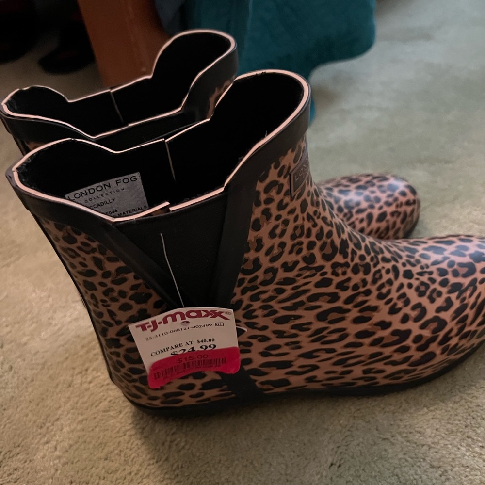 Cowboy boots